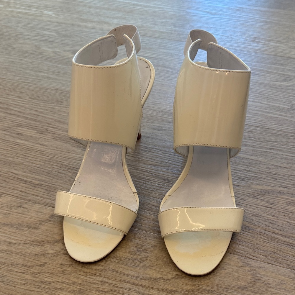 Manolo Blahnik white stiletto sandal